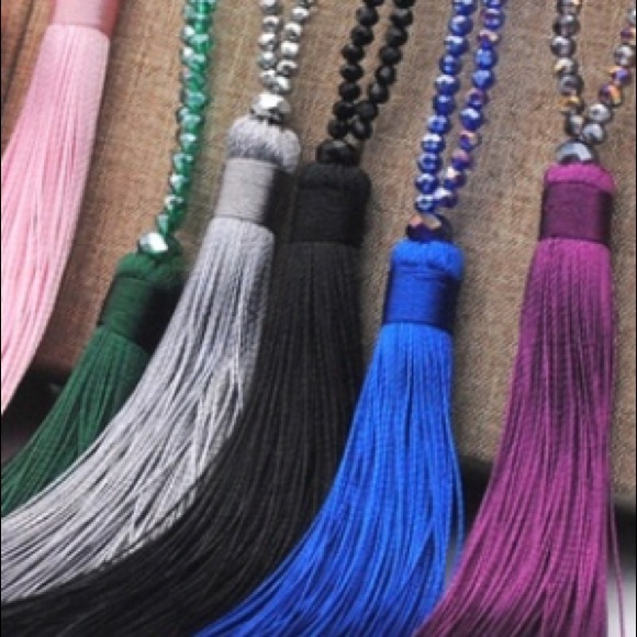 PURPLE TASSEL and IRIDESCENT BEAD NECKLACE - Picture 4 of 7